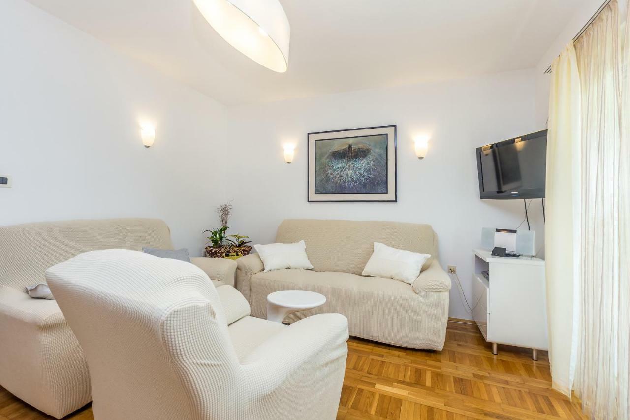 Apartments Marica Skrbčići Eksteriør bilde