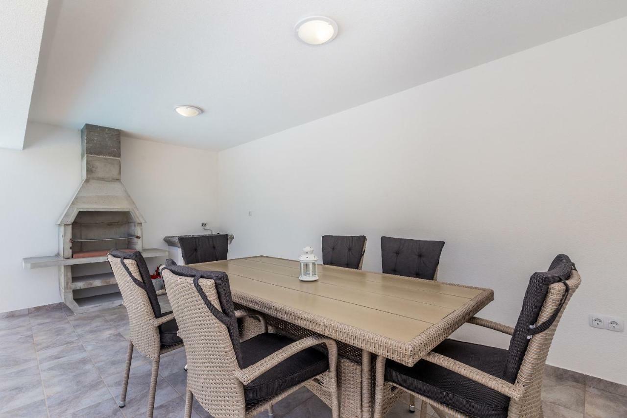 Apartments Marica Skrbčići Eksteriør bilde