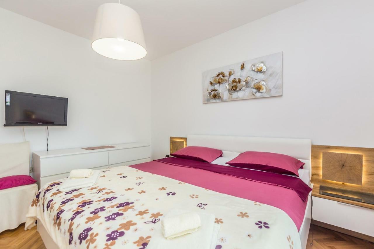 Apartments Marica Skrbčići Eksteriør bilde